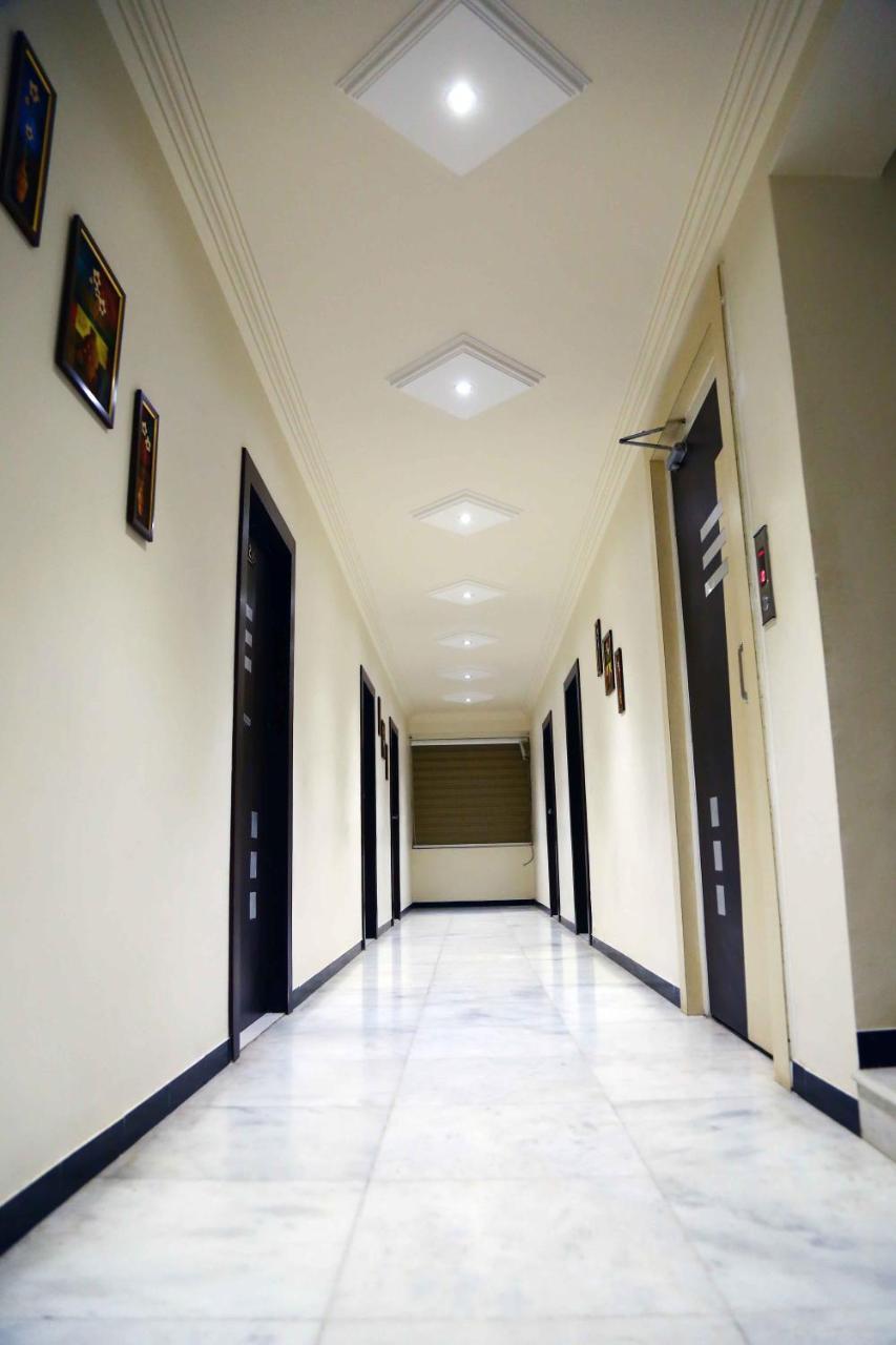 Hotel Regency Jamnagar Exterior photo